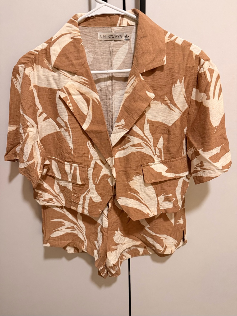 ChicWays Tan & Cream Tropical Print Short Sleeve Button Jacket and Shorts.